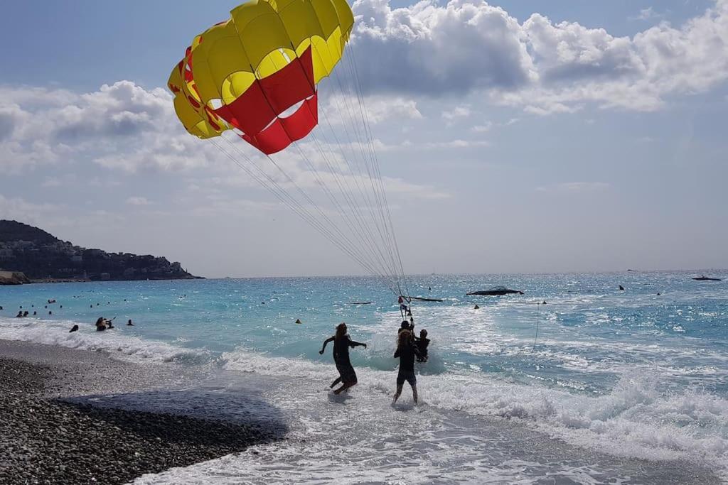 Studette En Plein Coeur Du Vieux Nice Buitenkant foto