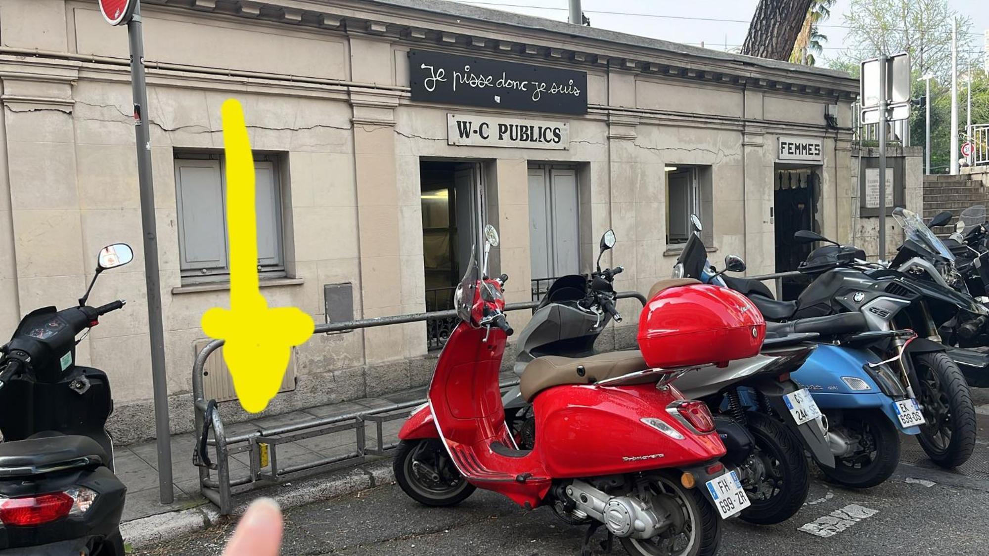 Studette En Plein Coeur Du Vieux Nice Buitenkant foto