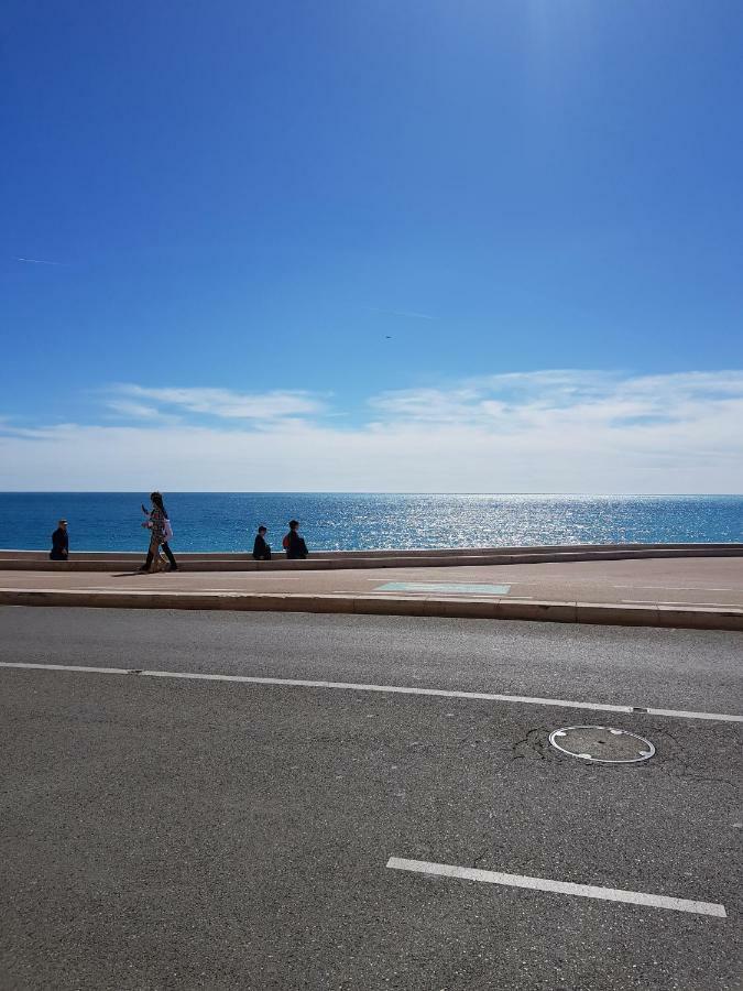 Studette En Plein Coeur Du Vieux Nice Buitenkant foto